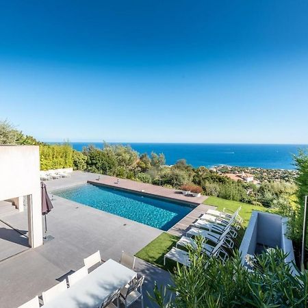 Vue Panoramique Sur La Baie De St Tropez Villa Les Issambres Eksteriør billede
