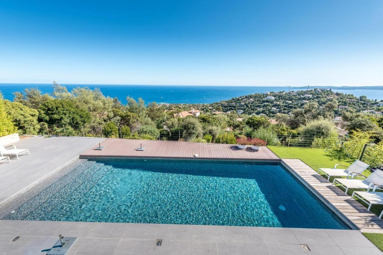 Vue Panoramique Sur La Baie De St Tropez Villa Les Issambres Eksteriør billede