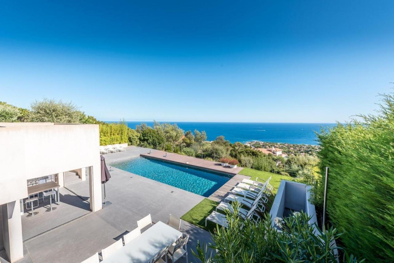 Vue Panoramique Sur La Baie De St Tropez Villa Les Issambres Eksteriør billede