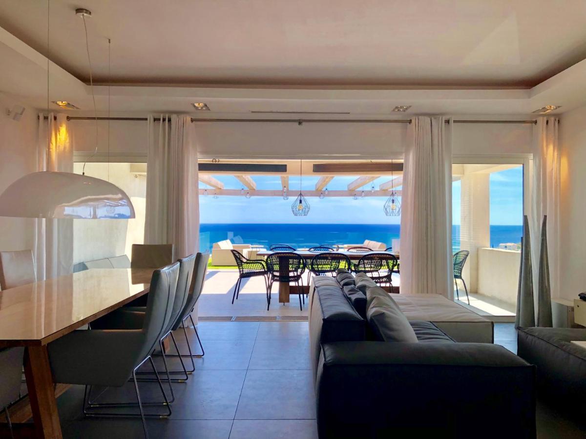 Vue Panoramique Sur La Baie De St Tropez Villa Les Issambres Eksteriør billede